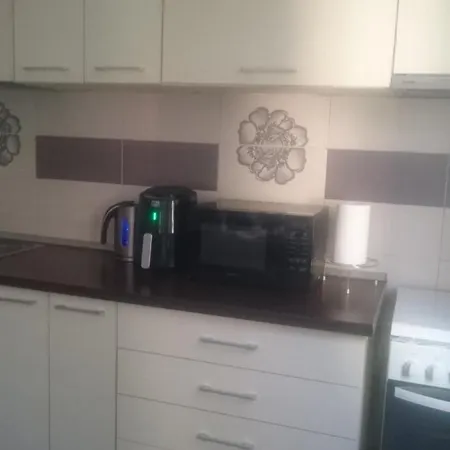 Apartment Dr. Taberei, 2 Rooms, 2-4 Guests *